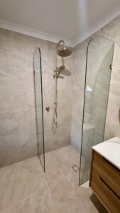 10mm radius panels with brushed gold fittings (3)