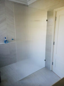 reeded frameless panel